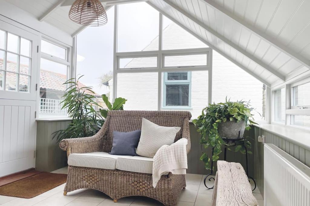 Beekeeper'S Cottage Fakenham Extérieur photo